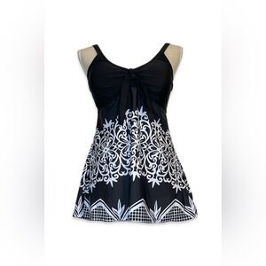 Tankini Swim Top Black and White Print Size Medium Adjustable Straps